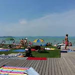 Wellapartman