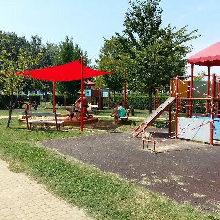 Wellapartman Zamárdi